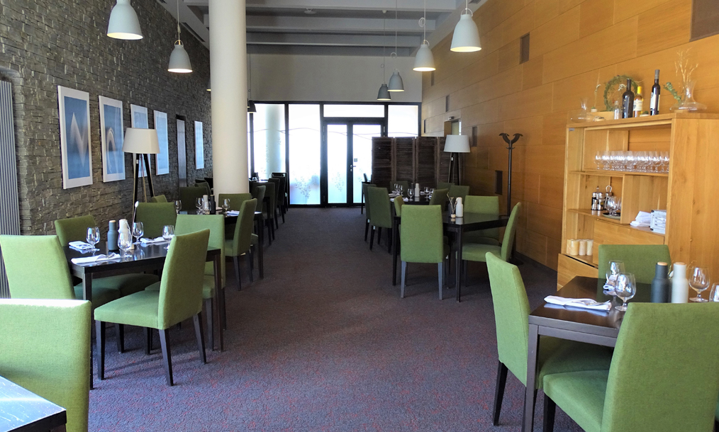 2.lobby-1014x610